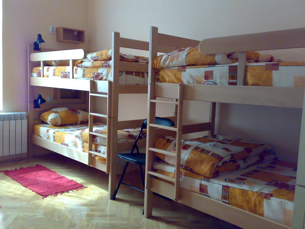 Hostel M Beograd Ruang foto