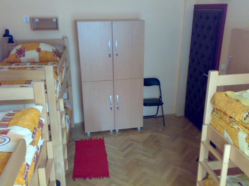 Hostel M Beograd Ruang foto