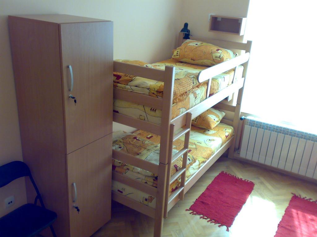 Hostel M Beograd Ruang foto